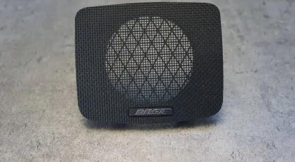 Dash center speaker trim cover