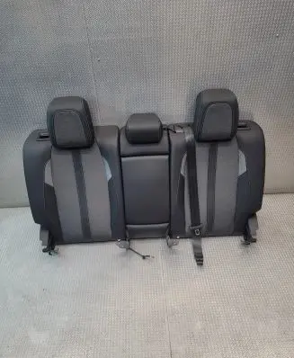 Peugeot 308 Rear seat 