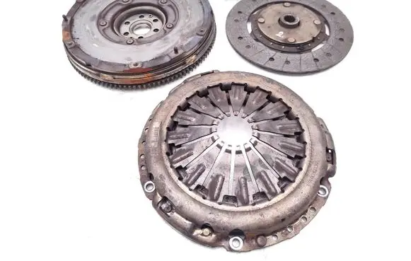 Ford Fiesta Clutch set kit CM5G6477DC