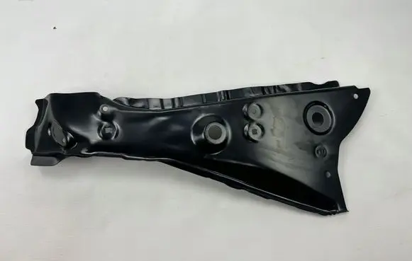 Honda Jazz Fender mounting bracket T00ZZ