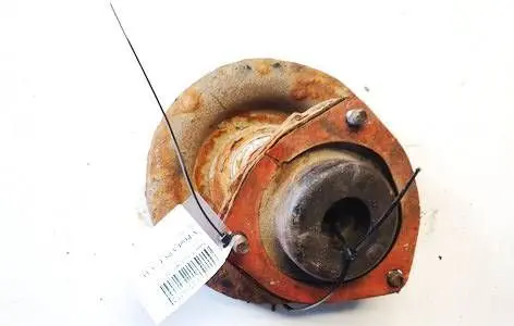Nissan X-Trail T30 Coil spring mount 
