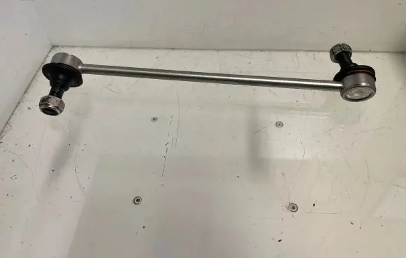 Front anti-roll bar/stabilizer link