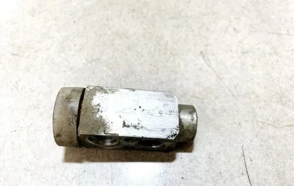 Ford Galaxy Air conditioning (A/C) expansion valve 
