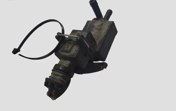 Opel Signum Turbo solenoid valve 72831100 12787706