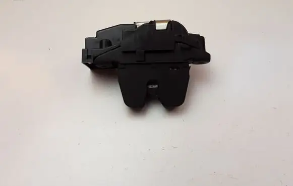 Peugeot 508 Tailgate window lock/catch/latch 8719G6