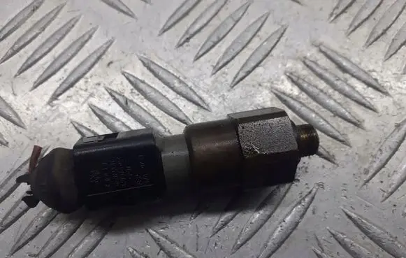 Audi A3 S3 8L Valve oil control 1J091908