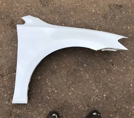 Volkswagen Golf VII Fender 