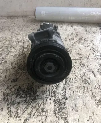 Audi A4 S4 B9 Air conditioning (A/C) compressor (pump) 8w5816803