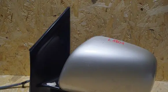 Lexus RX 300 Front door electric wing mirror