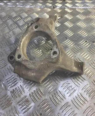 Chevrolet Trans Sport Front wheel hub 