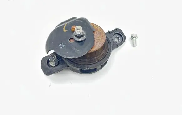 Subaru Outback (BT) Engine mount bracket 41022FL00A