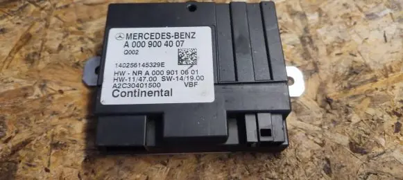 Mercedes-Benz C W205 Fuel injection pump control unit/module A0009004007 140256145329E A0009010601
