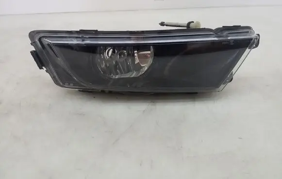 Skoda Octavia Mk3 (5E) Front fog light 7192100001