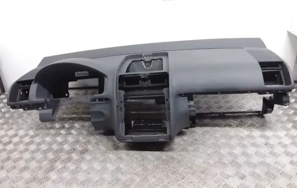Volkswagen Touran I Dashboard 1T1857001 1T1858295