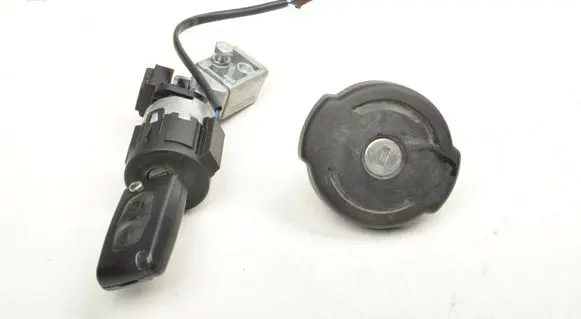 Peugeot 5008 Ignition lock 36410602