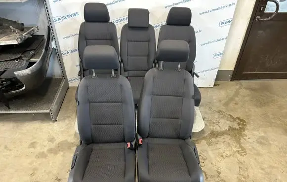 Volkswagen Touran I Seat set 1T0883063D 1T0883065D