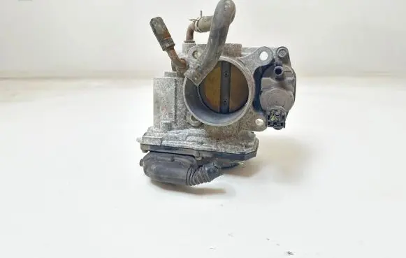 Honda Civic Throttle valve 02K157