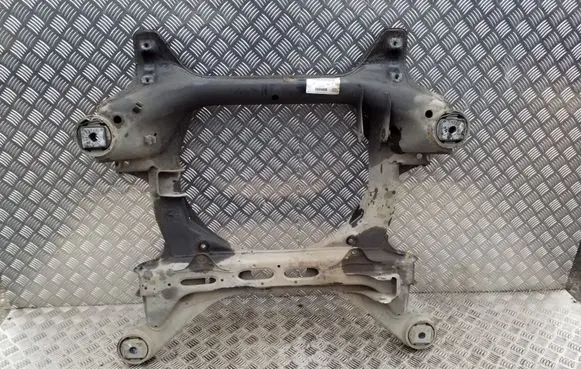 Audi Q7 4L Front subframe 7L0400025