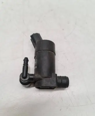 Volvo V70 Windscreen/windshield washer pump 1S7117K624FE NI110106 T655C