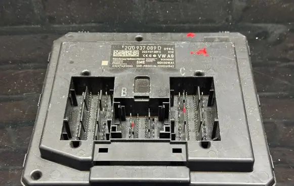 Volkswagen Taigo Other control units/modules 2Q0937089D