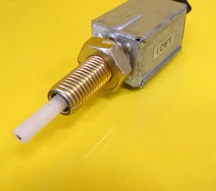 Mazda 323 F Brake pedal sensor switch LAO1