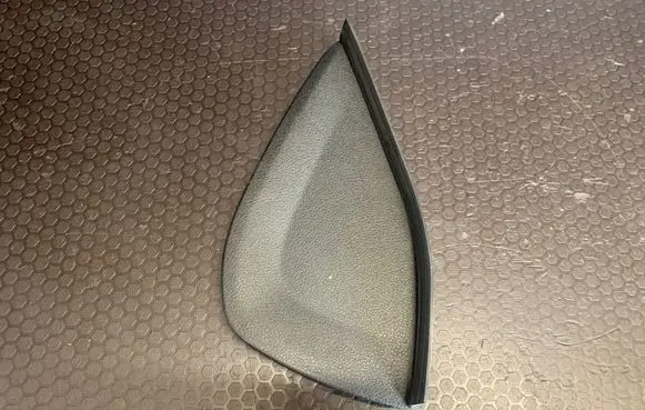 BMW 7 F01 F02 F03 F04 Dashboard side end trim 9159738 07371000 14121810