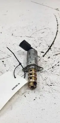 Audi A4 S4 B7 8E 8H Camshaft vanos timing valve 13150429