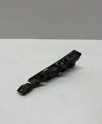 Audi A6 C7 Front bumper mounting bracket 4G0807283