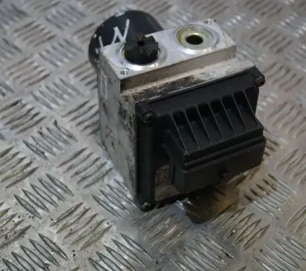 Volkswagen PASSAT B6 ABS Pump 3C0614109C