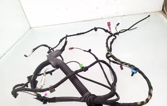 Mercedes-Benz C W204 Tailgate/trunk wiring harness A2045409708