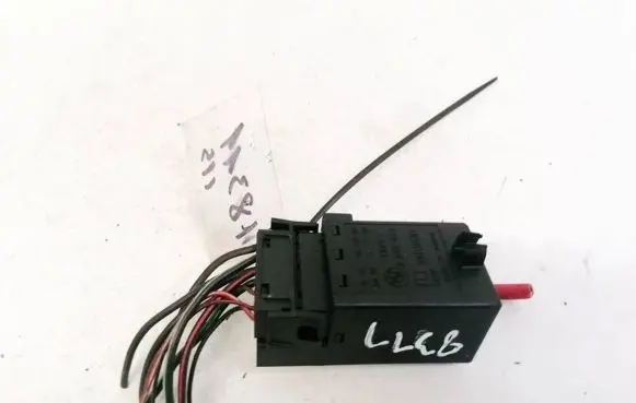 BMW 5 E39 Glow plug pre-heat relay 12212246473 72RB501