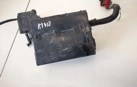 Nissan Almera Tino Fuse box set nissanbn860 24382au010