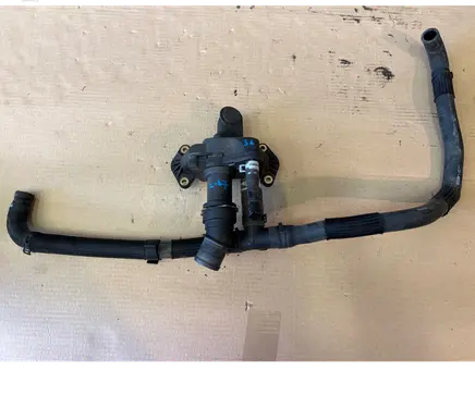 Land Rover Range Rover L405 Thermostat/thermostat housing LR073372 1357091 1331447