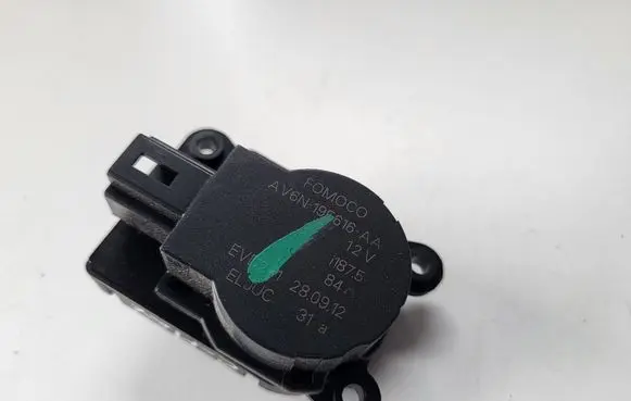 Ford C-MAX II A/C air flow flap actuator/motor AV6N19E616AA