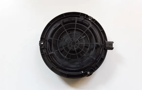 Citroen C3 Aircross Front door speaker 9806071080
