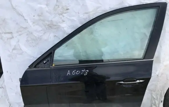 Subaru Impreza III Front door