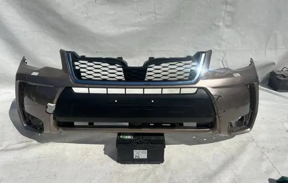 Subaru Forester SJ Front bumper 57704SG020