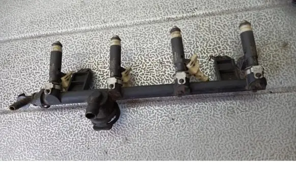 Fiat Stilo Fuel injector supply line/pipe 