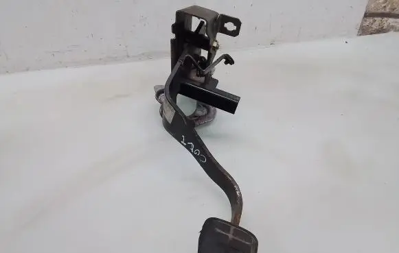 Clutch pedal