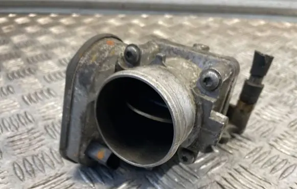 Chrysler Grand Voyager V Throttle valve