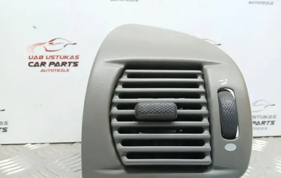 Fiat Bravo - Brava Dashboard side air vent grill/cover trim