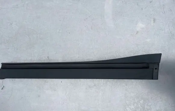 Lexus RX 450H Rear door trim (molding) 7574648020