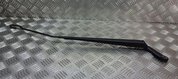 Peugeot 206 Front wiper blade arm