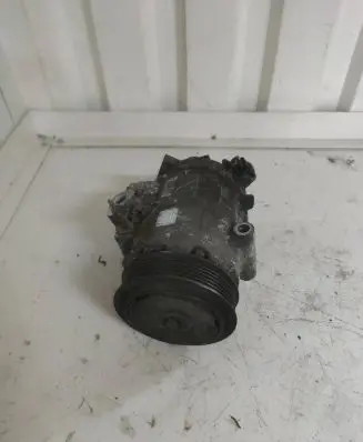 Volkswagen Golf VI Air conditioning (A/C) compressor (pump) 6Q0820808F 20100621204 GE4471502220