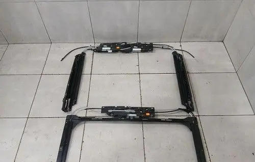 Porsche Panamera (976) Sunroof frame