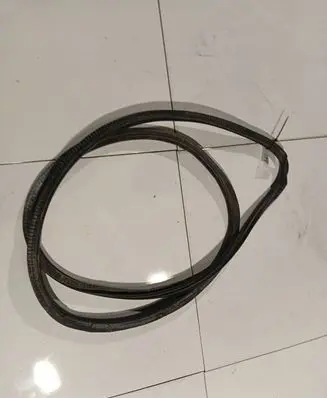 Skoda Octavia Mk2 (1Z) Rubber seal front coupe door