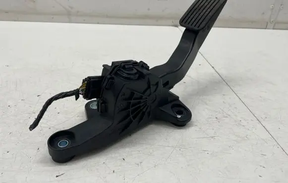 KIA Niro Accelerator throttle pedal 32700G2920 32728G2909