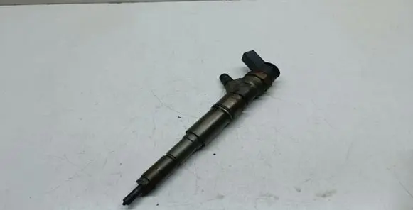 BMW 5 E60 E61 Fuel injector 7794435 0445110209