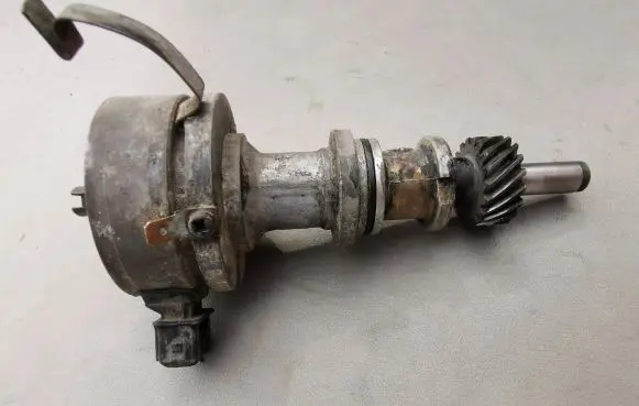 Ford Sierra Spark distributor 0237520003