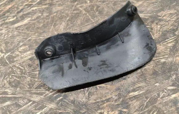 Maserati Quattroporte Front mudguard 67889400